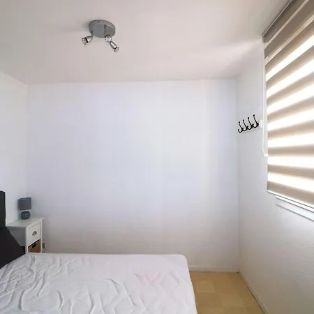 2 Pièces Avec Piscine Et Parking à 200m De La - Fr-1-307-289 Appartamento
