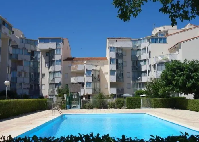 Lumineux Avec Piscine Et Parking A 200m De La - Fr-1-307-289
